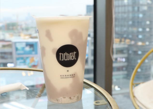 谈球吧茶饮：奶茶加盟有哪些优势值得信赖